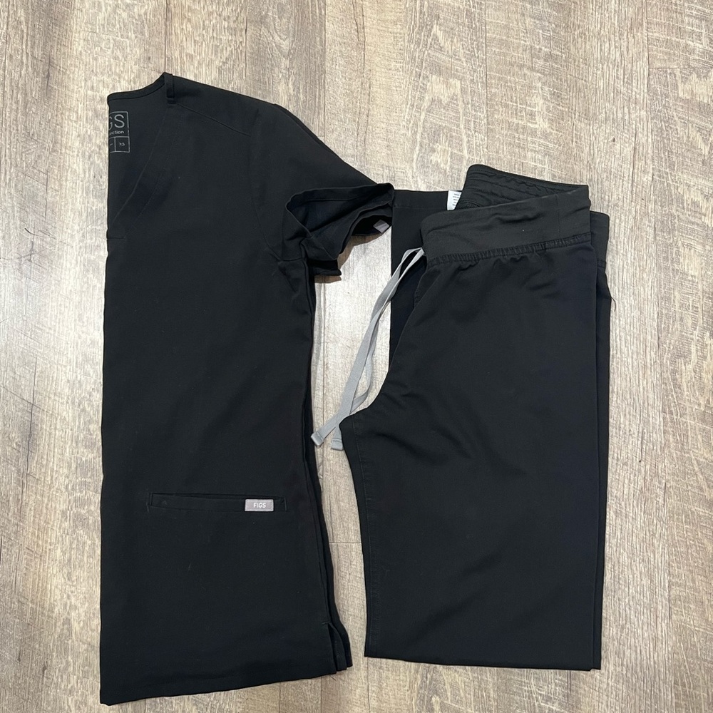 COPY - Black XS Figs Scrub Set